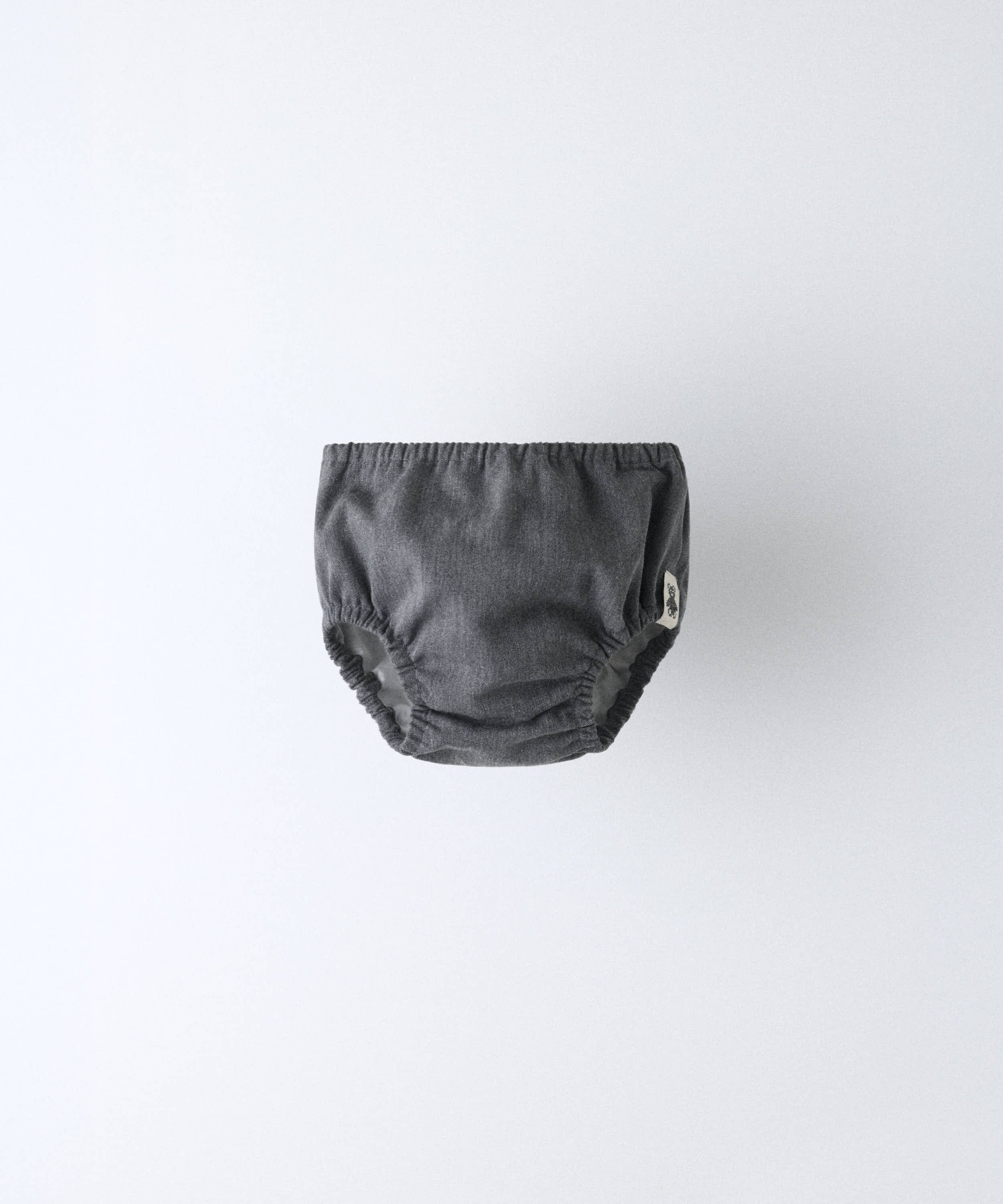kala-conjunto-bebe-estrellas-gris-osito-cubrepanal