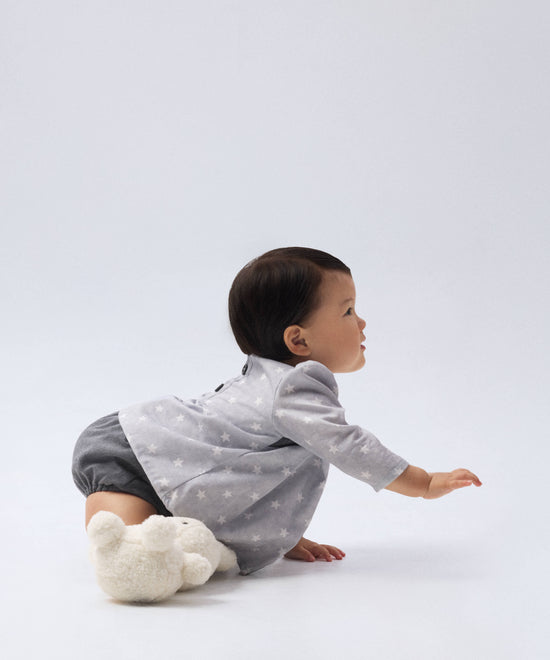 kala-conjunto-bebe-estrellas-gris-osito-editorial