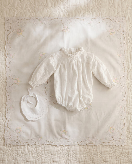 Pelele y babero bebé algodón bordado bodoques blanco — Tinylace